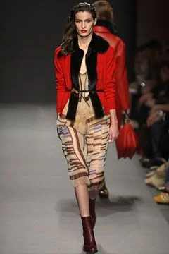Look 32